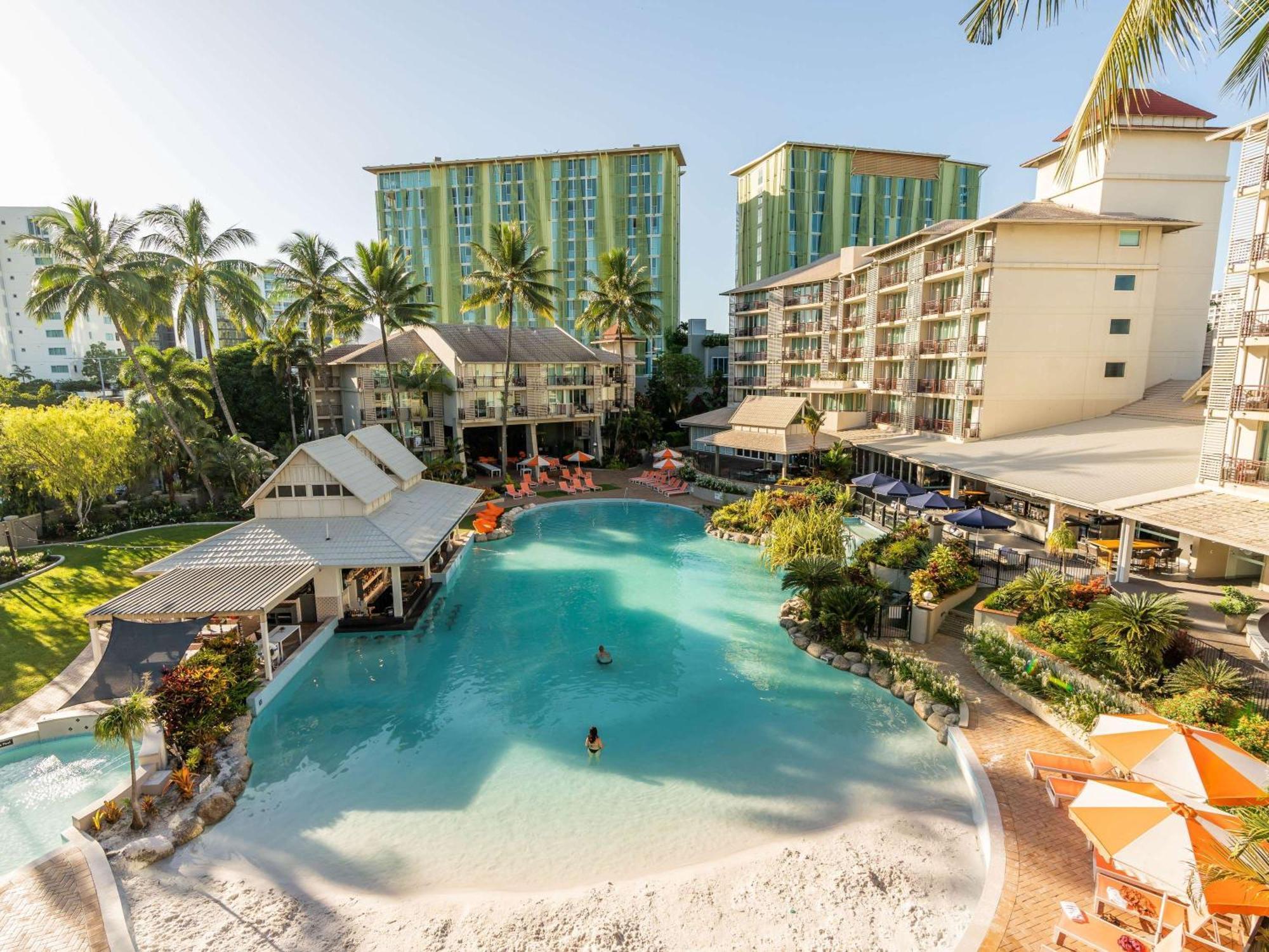 Novotel Cairns Oasis Resort Eksteriør billede